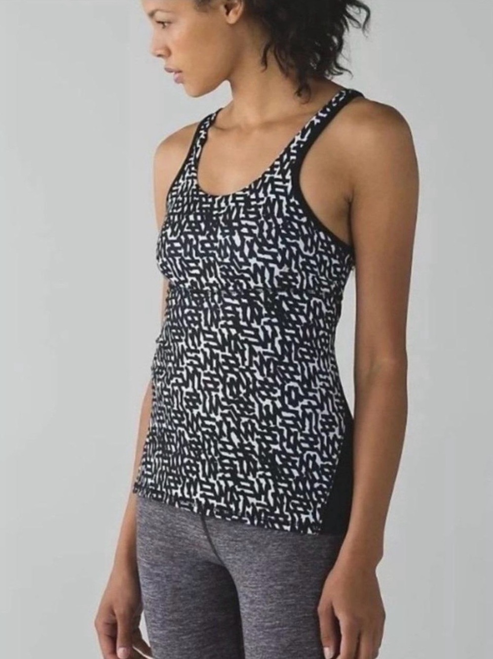 Lululemon Crossback Tank II Black
White Geometric Mesh Back Size 8
